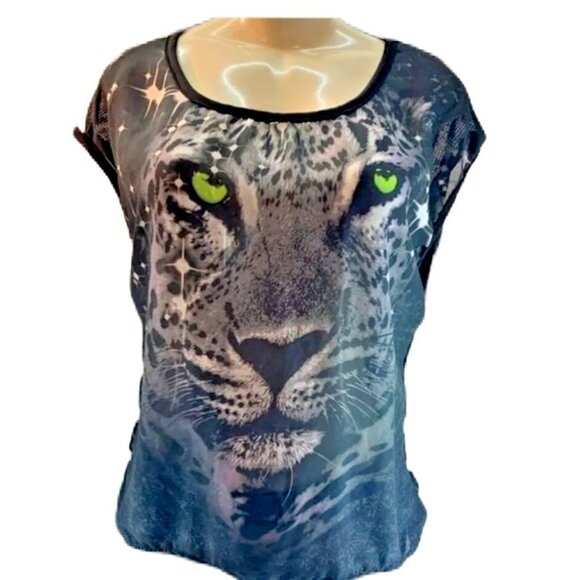 Julia L Black Tiger Graphic Open Weave Striped Back Step-Hem Cap Sleeve Top - Picture 2 of 6